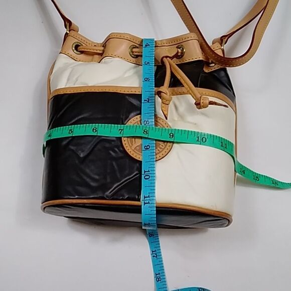 Vintage Authentic Hunting World Nylon W/ Leather Crossbody Bag Black White Tan - Picture 7 of 16